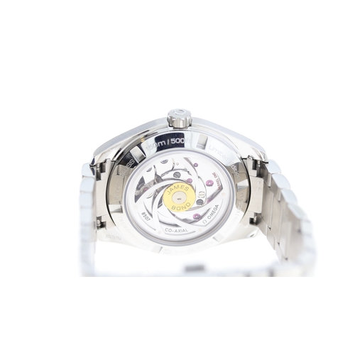 13 - Brand: Cartier
 Model Name: Pasha Alarm moonphase 
 Movement: Quartz
 Year: Circa 2000
 Box: Accompa... 