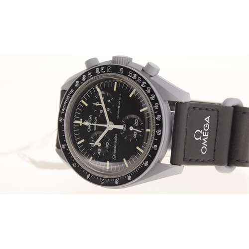 1 - Brand: Omega X Swatch
 Model Name: Moon Swatch Moon 
 Movement: Quartz
 Box: Full Box
 Dial shape: C... 