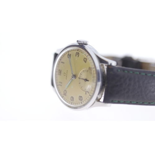 122 - Brand: Vintage Omega
 Model Name: 1940's 
 Movement: Manual Wind
 Year: 1947
 Dial shape: Circular
 ... 