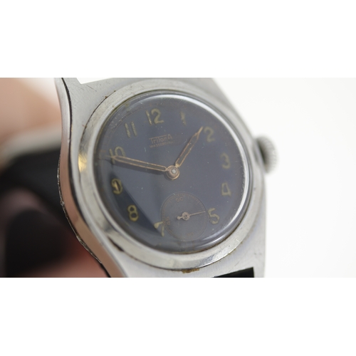 123 - Brand: Tritona
 Model Name: Vintage 
 Movement: Manual Wind
 Dial shape: Circular
 Dial colour: Blac... 