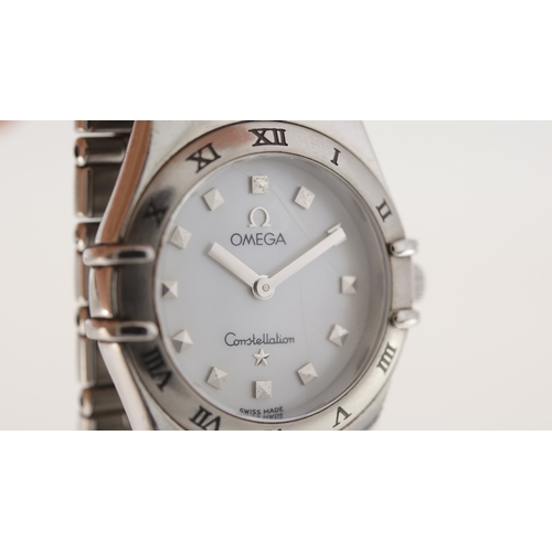 133 - Brand: Omega
 Model Name: Constellation 
 Movement: Quartz
 Dial shape: Circular
 Dial colour: Mothe... 