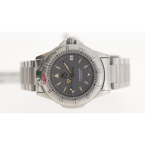 143 - Brand: Tag Heuer
 Model Name: Professional 
 Reference: WF1211-K0
 Movement: Quartz
 Dial shape: Cir... 