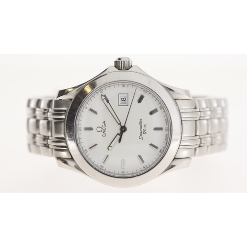 146 - Brand: Omega
 Model Name: Seamaster 120 
 Reference: 196.501
 Movement: Quartz
 Box: Service Case
 D... 