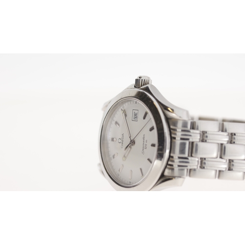 146 - Brand: Omega
 Model Name: Seamaster 120 
 Reference: 196.501
 Movement: Quartz
 Box: Service Case
 D... 