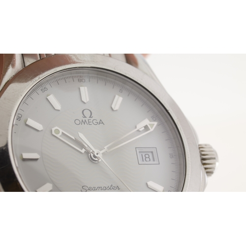 146 - Brand: Omega
 Model Name: Seamaster 120 
 Reference: 196.501
 Movement: Quartz
 Box: Service Case
 D... 