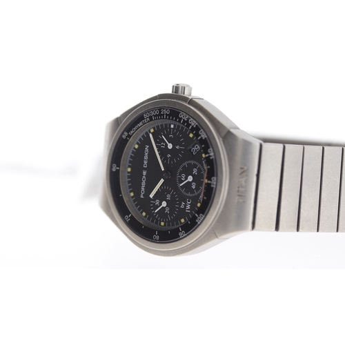 209 - Brand: Iwc Porsche Design
 Model Name: Titanium Chronograph 
 Reference: 3732
 Movement: Quartz
 Yea... 