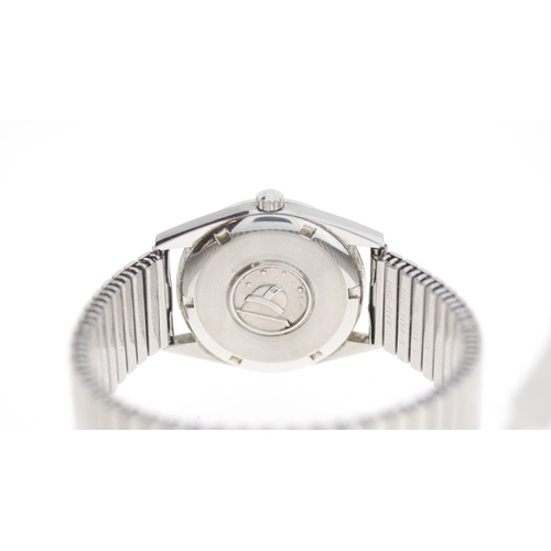 221 - Brand: Omega
 Model Name: Constellation 
 Reference: 167.021
 Movement: Automatic
 Year: Circa 1966
... 