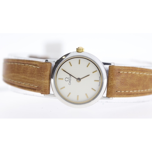 226 - Brand: Omega
 Model Name: De Ville 
 Movement: Quartz
 Dial shape: Circular
 Dial colour: White
 Dia... 