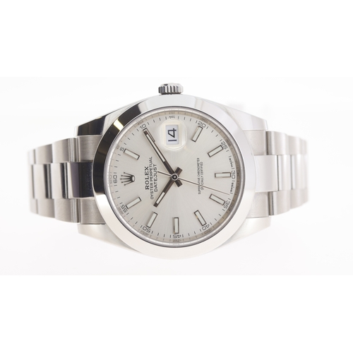 27 - Brand: Rolex
 Model Name: Datejust 41 
 Reference: 126300
 Movement: Automatic
 Year: 2018
 Box: Ful... 