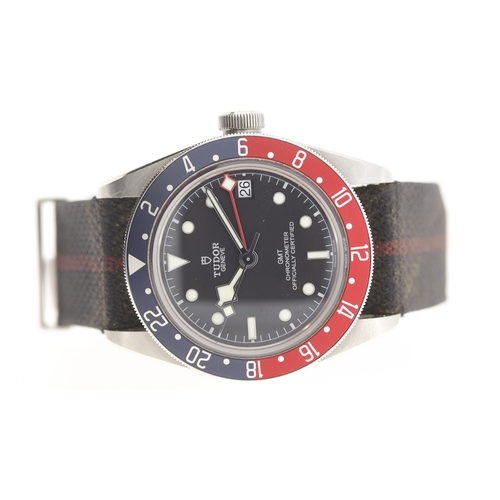 34 - Brand: Tudor
 Model Name: Gmt 
 Reference: 79830
 Movement: Automatic
 Box: Inner and outer box
 Dia... 