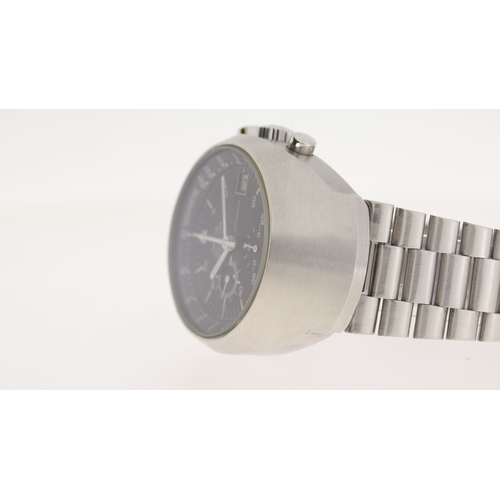 48 - Brand: Omega
 Model Name: Speedmaster Mark III 
 Reference: 176.002
 Movement: Automatic
 Year: 1972... 