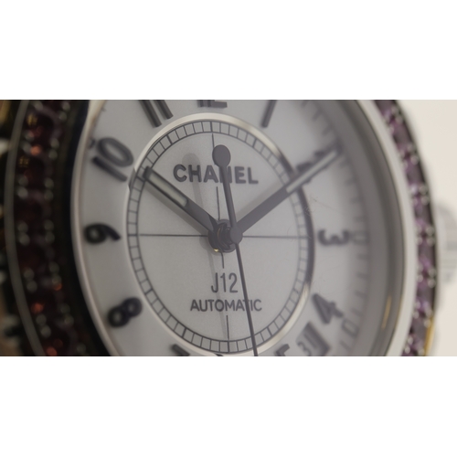 6 - Brand: Chanel
 Model Name: J12 
 Reference: H1182
 Movement: Quartz
 Year: 2009
 Box: Inner and oute... 