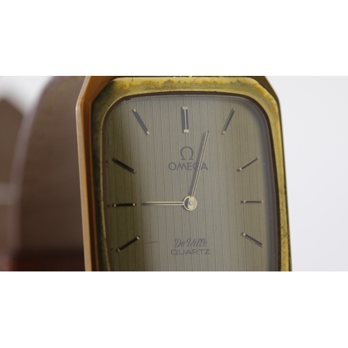 10 - Brand: Omega
 Model Name: De Ville 
 Movement: Quartz
 Dial shape: Rectangular
 Dial colour: Champag... 