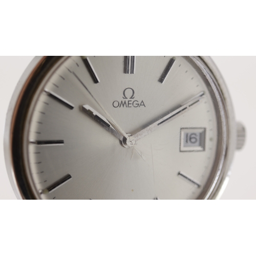 81 - Brand: Omega
 Model Name: Vintage 
 Movement: Manual Wind
 Dial shape: Circular
 Dial colour: silver... 