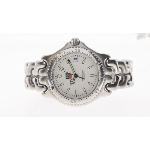 108 - Brand: Tag Heuer
 Model Name: Link Professional 
 Reference: WG1212-K0
 Movement: Quartz
 Box: Inner... 