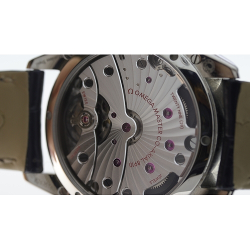 25 - Brand: Omega
 Model Name: De Ville Tresor 
 Reference: 435.13.40.21.03.001
 Movement: Manual Wind
 Y... 