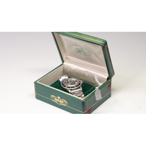 29 - Brand: Rolex
 Model Name: Submariner 
 Reference: 5513
 Year: Circa 1966
 Dial shape: Circular
 Dial... 