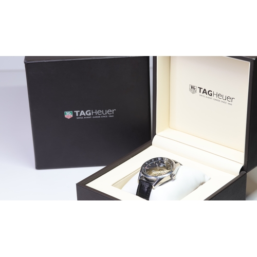 42 - Brand: Tag Heuer
 Model Name: Carrera Twin Time 
 Reference: WV2115-0
 Movement: Automatic
 Box: Inn... 