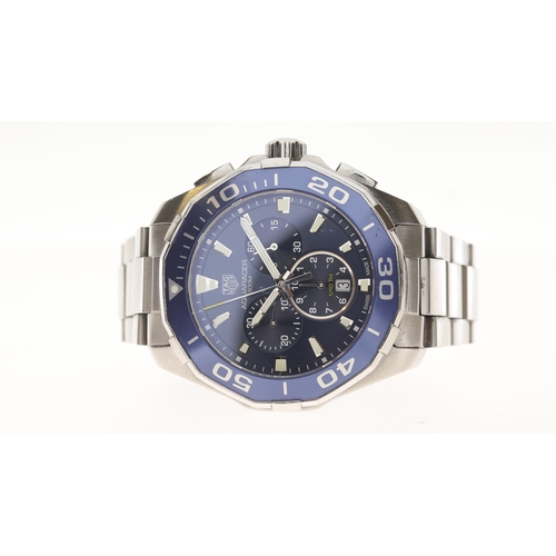 60 - Brand: Tag Heuer
 Model Name: Aquaracer 
 Reference: CAY111B
 Movement: Quartz
 Dial shape: Circular... 