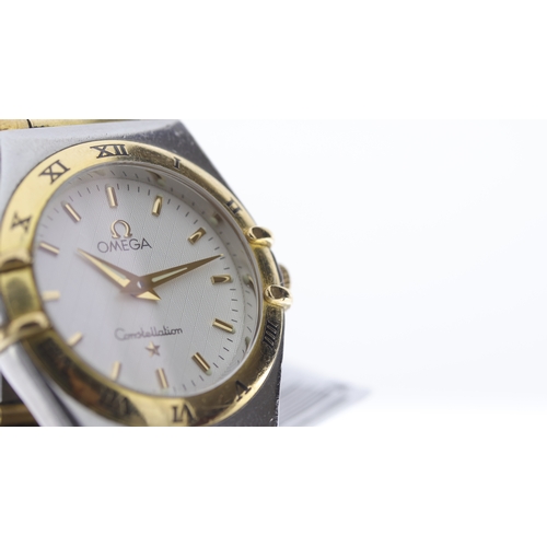 79 - Brand: Omega
 Model Name: Constellation 
 Movement: Quartz
 Dial shape: Circular
 Dial colour: Silve... 