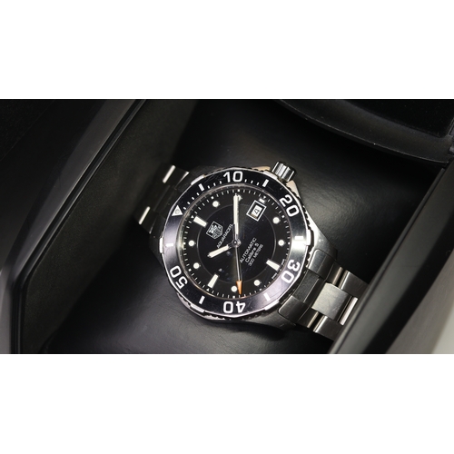 80 - Brand: Tag Heuer
 Model Name: Aquaracer 
 Reference: WAN2110
 Movement: Automatic
 Box: inner box
 D... 