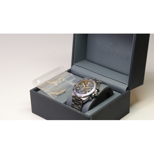 87 - Brand: Tag Heuer
 Model Name: Formula 1 
 Reference: CAZ1014
 Movement: Quartz
 Box: inner box
 Box ... 