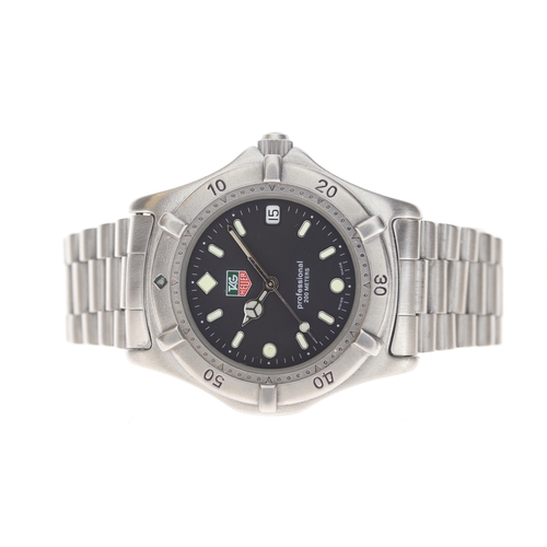 91 - Brand: Tag Heuer
 Model Name: Professional 
 Reference: 973.006
 Movement: Quartz
 Box: Accompanying... 