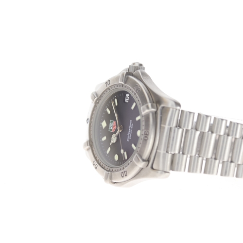 91 - Brand: Tag Heuer
 Model Name: Professional 
 Reference: 973.006
 Movement: Quartz
 Box: Accompanying... 