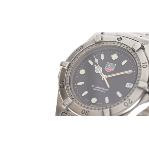 91 - Brand: Tag Heuer
 Model Name: Professional 
 Reference: 973.006
 Movement: Quartz
 Box: Accompanying... 