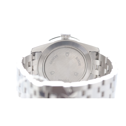 106 - Tudor Glamour Day & Date Automatic Ref 56000 Brand: Tudor
 Model Name: Glamour 
 Reference: 56000
 M... 