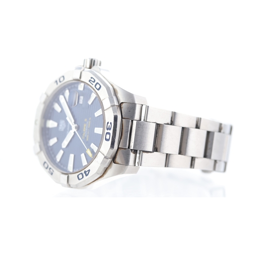 216 - Tag Heuer Aquaracer Ref WAY2012 Brand: Tag Heuer
 Model Name: Aquaracer 
 Reference: WAY2012
 Moveme... 