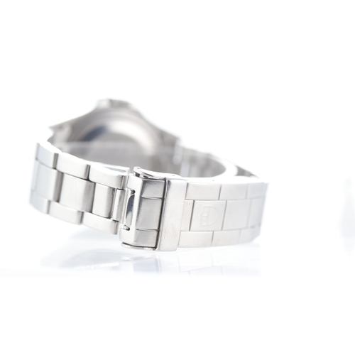 267 - Tudor Mini Sub Ref 73090 Brand: Tudor
 Model Name: Mini Sub 
 Reference: 73090
 Movement type: Autom... 