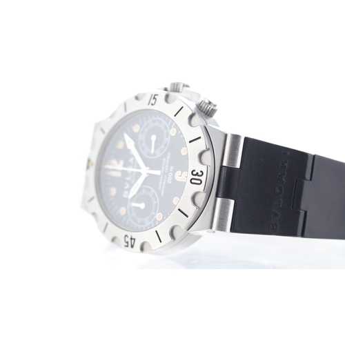 271 - Bulgari Scuba Diagono Ref SCB 38 S Circa 2000's Brand: Bulgari
 Model Name: Scuba Diagono 
 Referenc... 