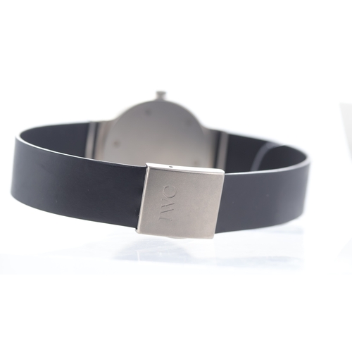274 - IWC Porsche Design Titanium Quartz Brand: IWC
 Model Name: Porsche Design 
 Movement type: Quartz
 D... 
