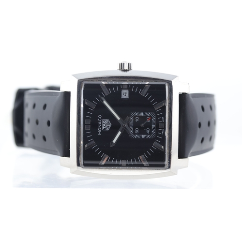 87 - Tag Heuer Monaco Quartz Ref WAW131A Brand: Tag Heuer
 Model Name: Monaco 
 Reference: WAW131A
 Movem... 