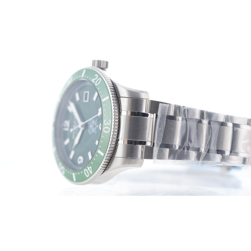 98 - Montblanc Iced Sea 0 Oxygen Ref MB129373 with Box and Papers 2025 Brand: Montblanc
 Model Name: Iced... 