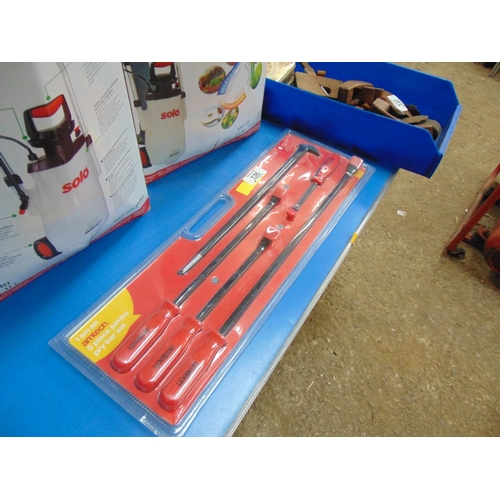 136 - 5 piece pry bar set
