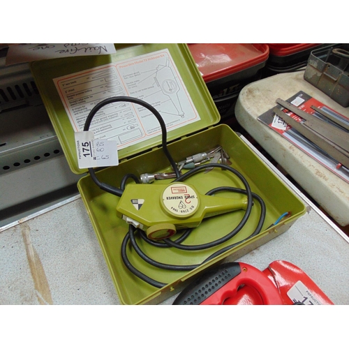 175 - speed engraver in case