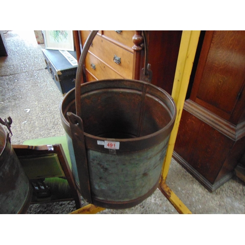 491 - large rustic metal bucket H182