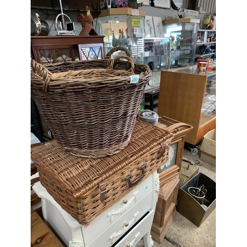 293 - picnic basket & 2 baskets