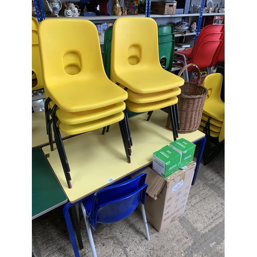 309 - kids school table & chairs