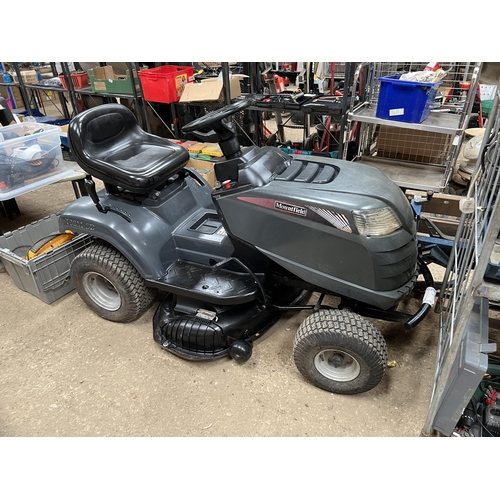 270 - RIDE ON MOWER MOUNTFIELD working order