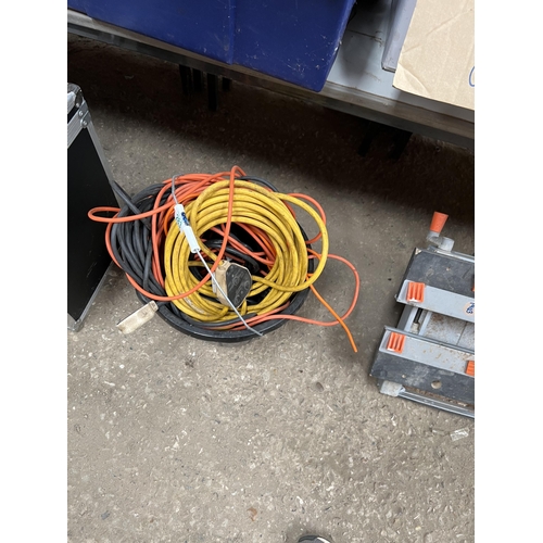 283 - bucket plus mixed power / extension cables