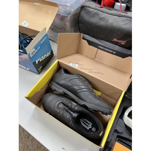 306 - size 10 golf shoes