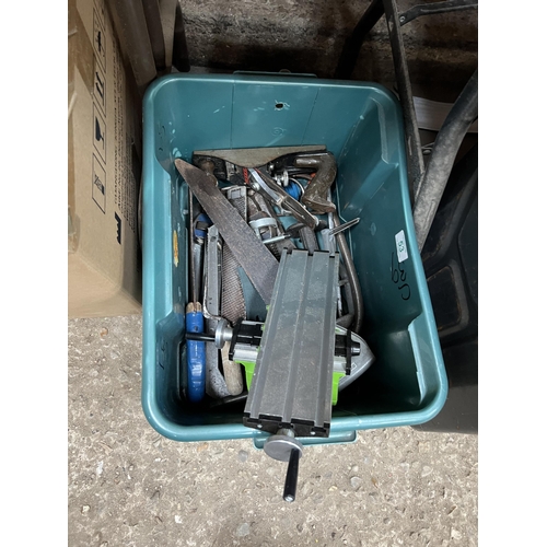 53 - Green bin mixed tools