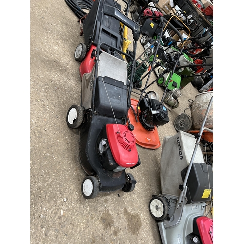 437 - HONDA petrol mower working order