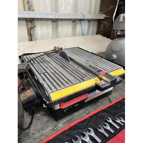 517 - tile cutter electric