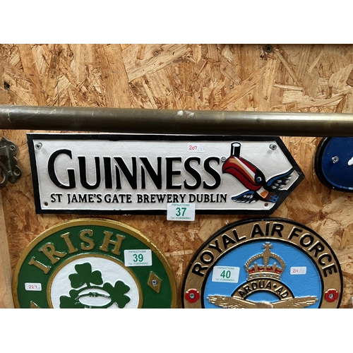 37 - cast iron wall plaque GUINNESS h207