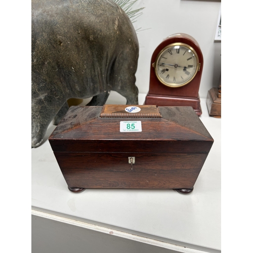 85 - tea caddy box on button feet