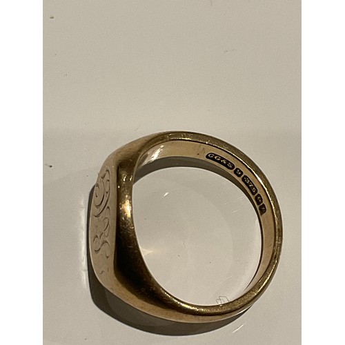 95 - 9ct gold engraved with initials signet ring with full hallmarks letter P makers mark cg&s 7.8 gr... 